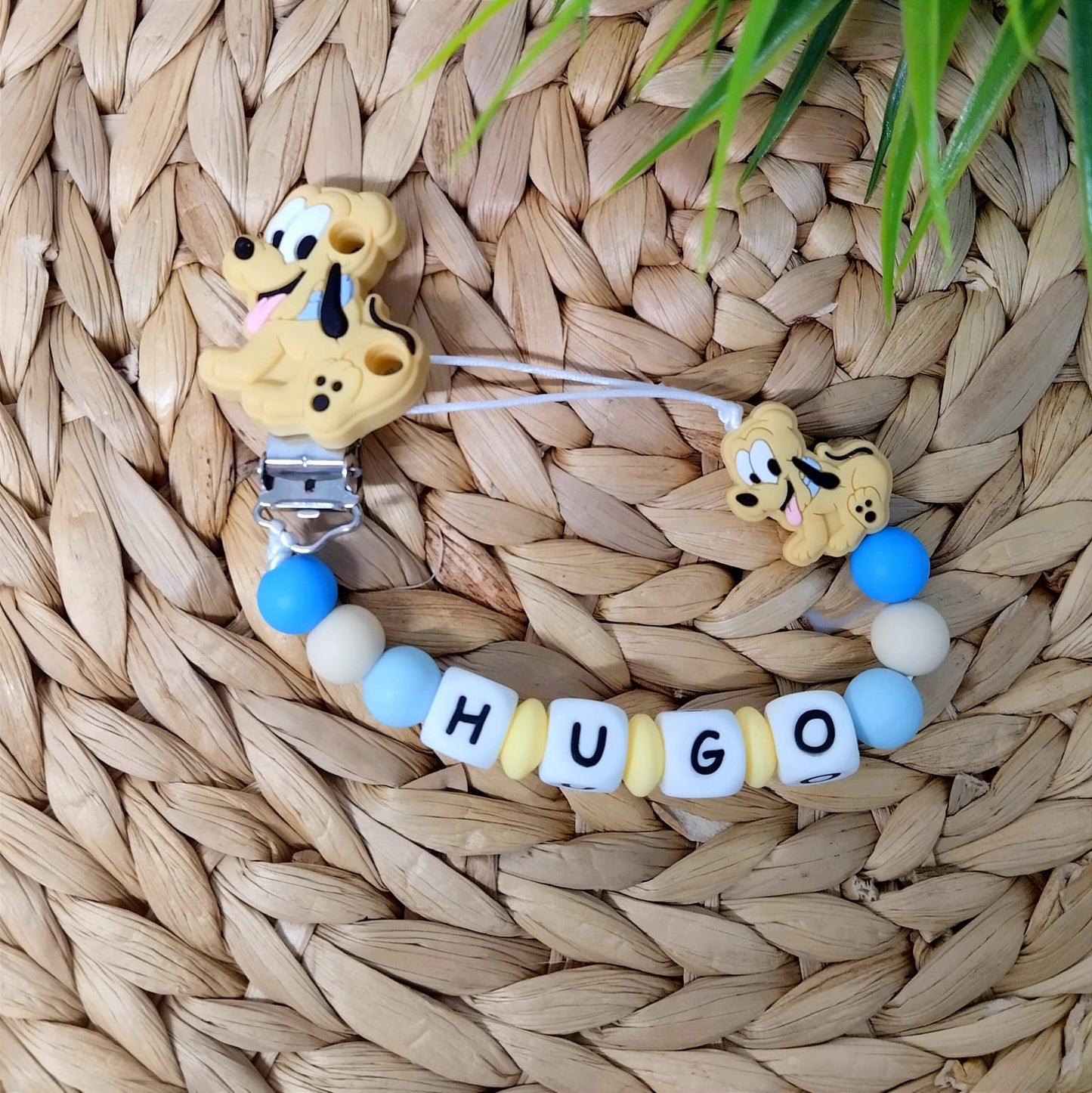 chupetero de silicona Pluto personalizado Canarias