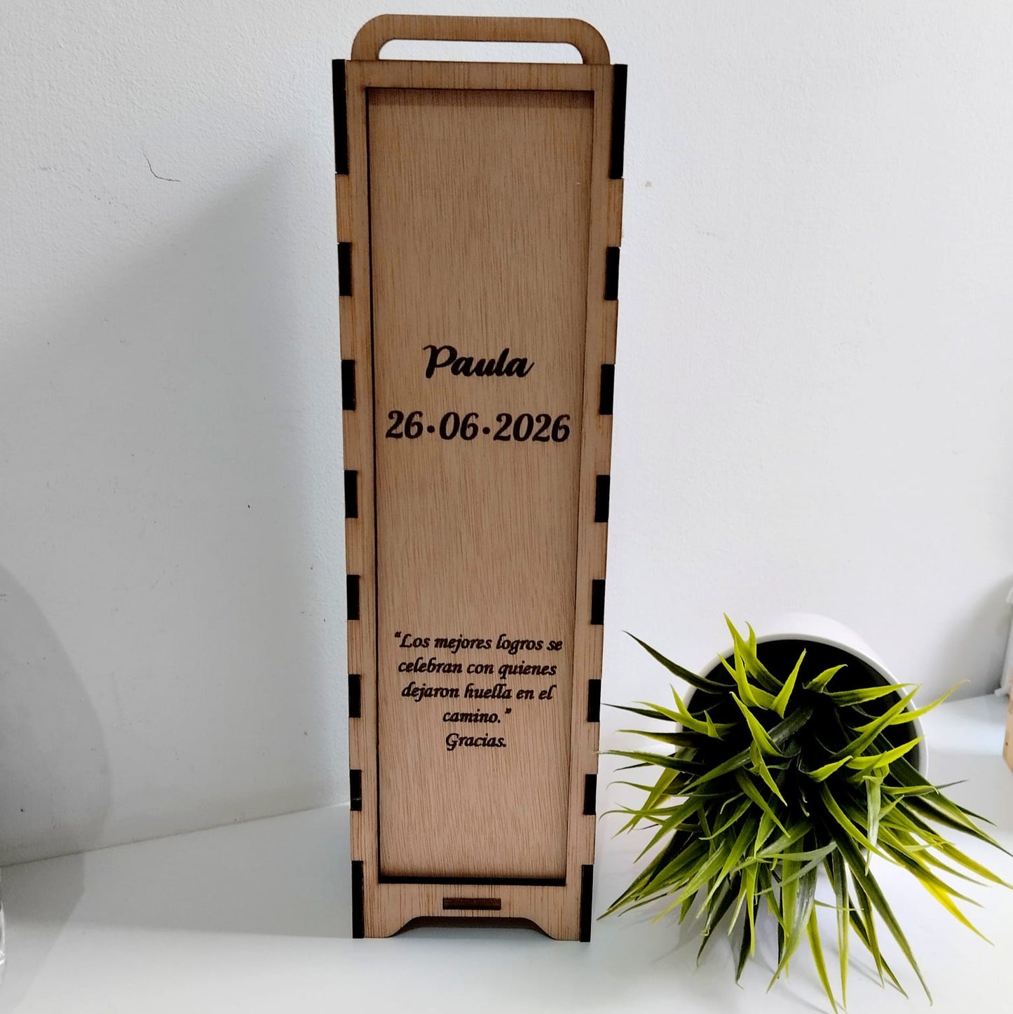 Caja vino personalizada