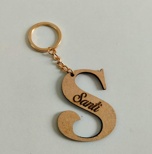 Llavero inicial madera