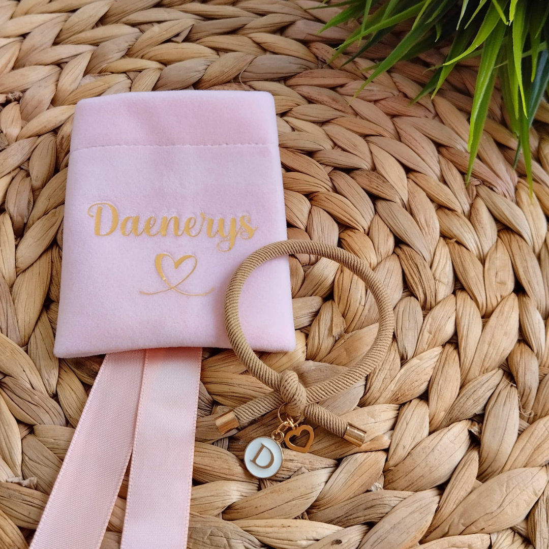 Pulsera elástica con bolsita