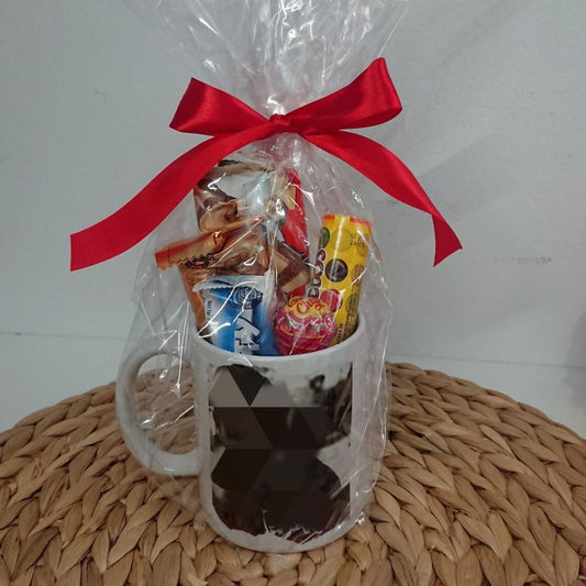 Taza personalizada con chocolates